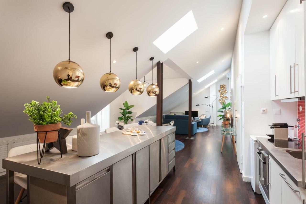 Explore Vibrant Lisbon From A Designer Loft At Casa Da Barroca Exterior photo
